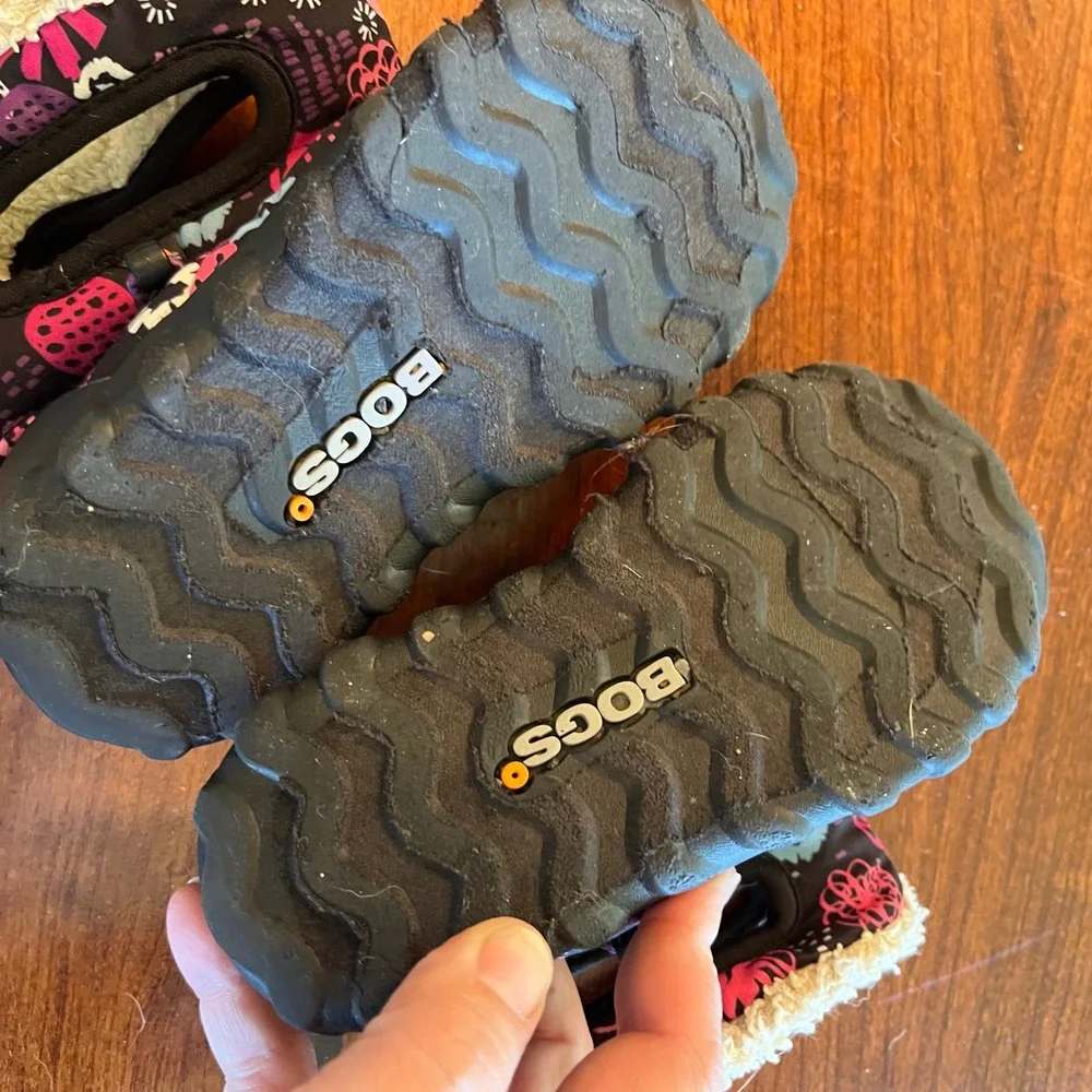 Bogs Baby Bogs Garden Party Floral Winter Boots Kids Size 10 Pink Purple Black